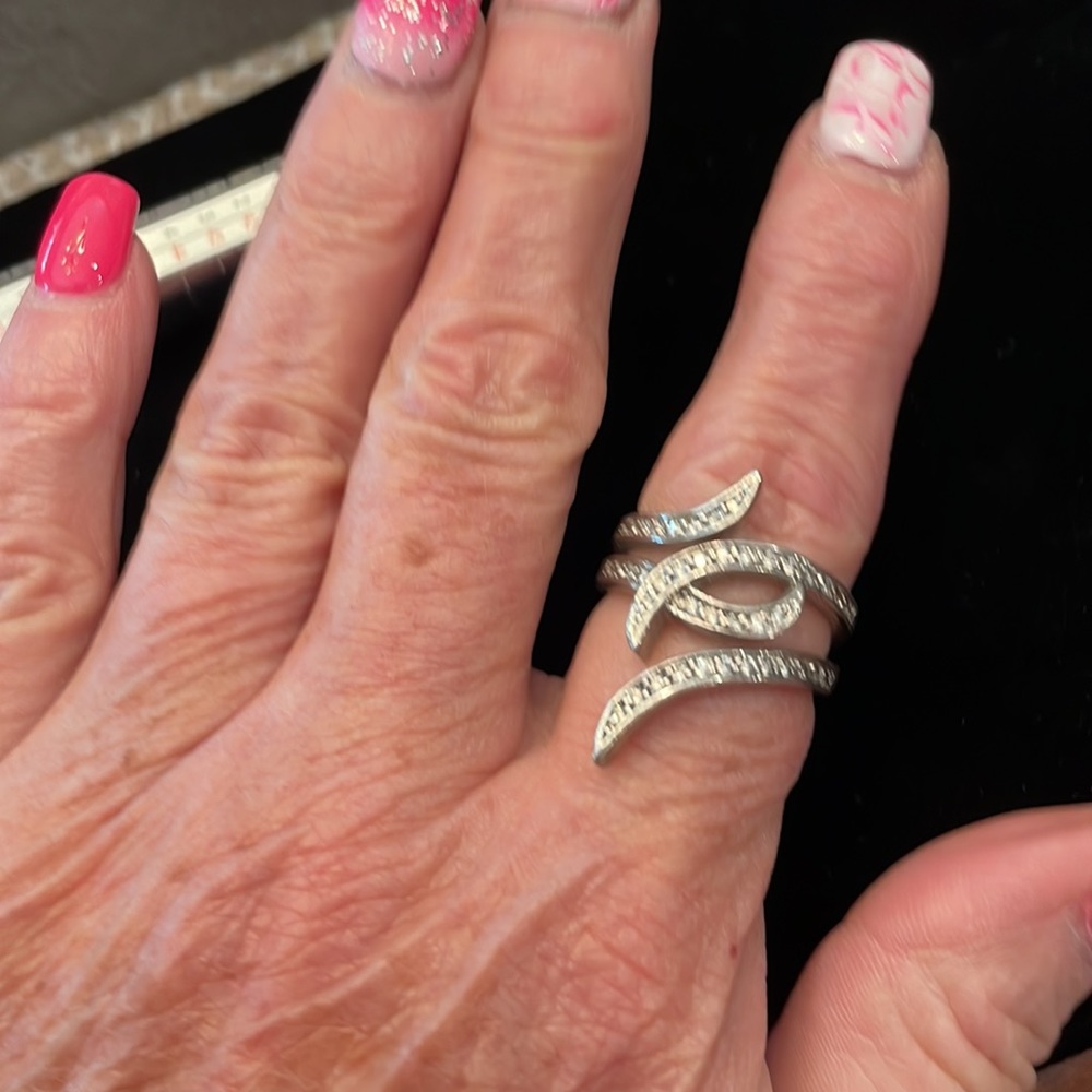 Ladies size 9.5 silver tone diamond designer ring